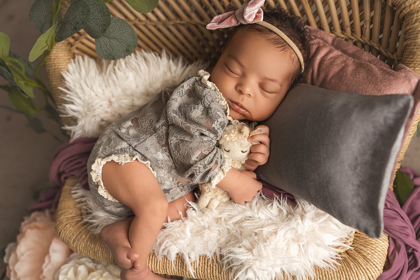 Sleeping Newborn Portrait - Elles Photography Studios